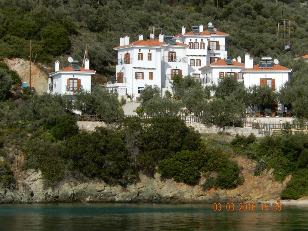 Argo - Mythos Apartment Trikeri Luaran gambar