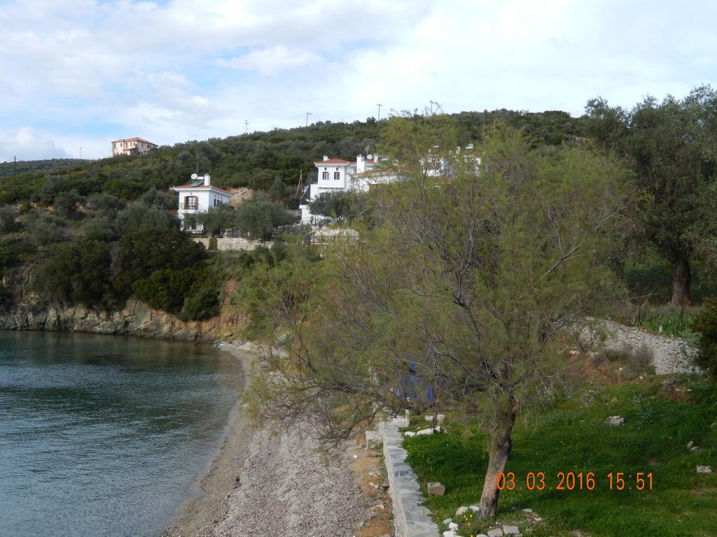 Argo - Mythos Apartment Trikeri Luaran gambar