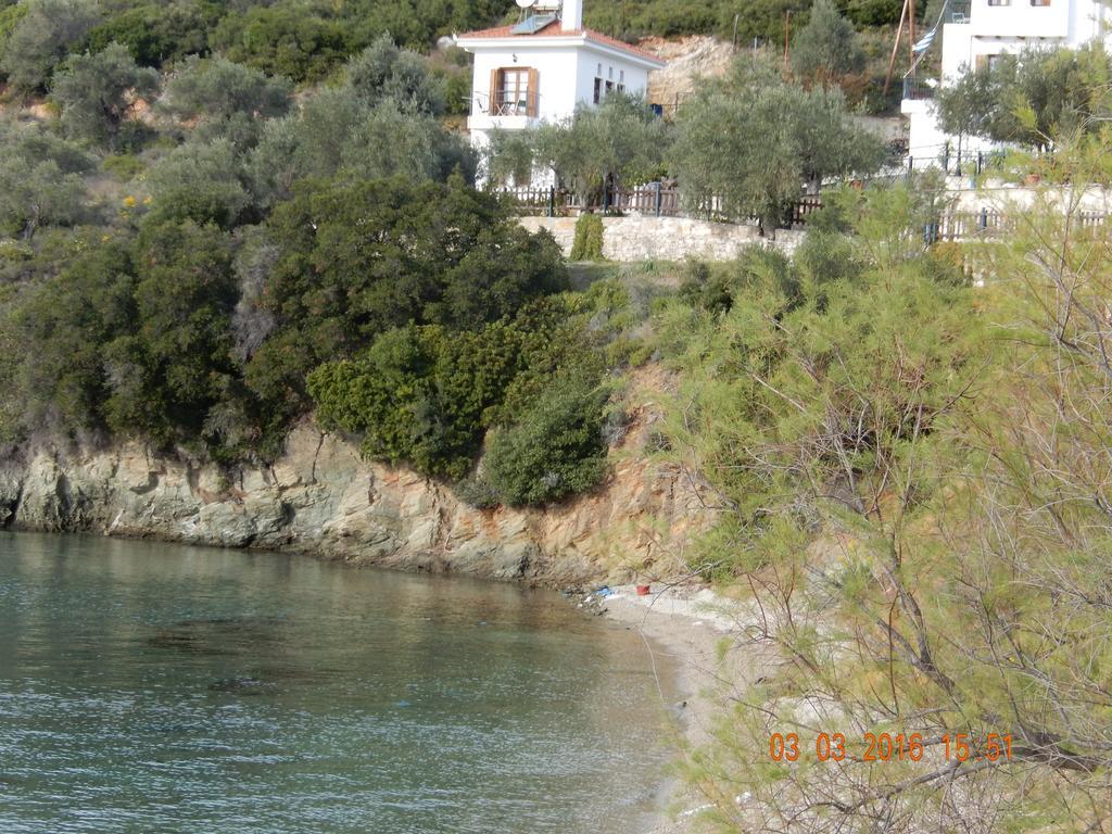 Argo - Mythos Apartment Trikeri Luaran gambar