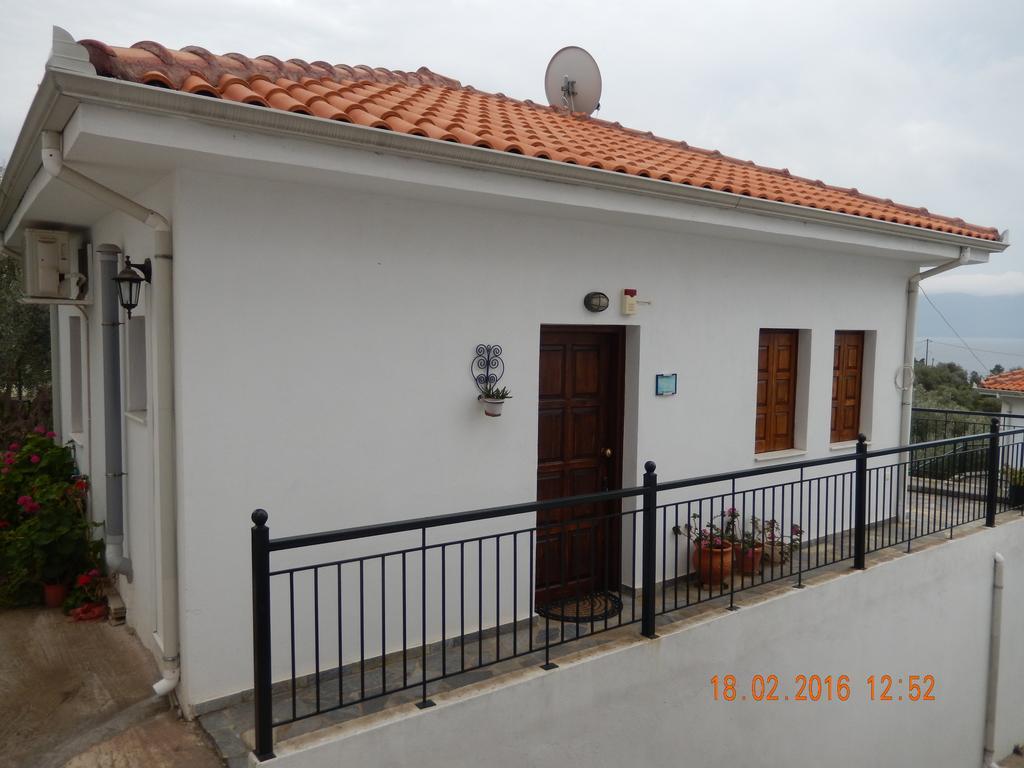 Argo - Mythos Apartment Trikeri Luaran gambar